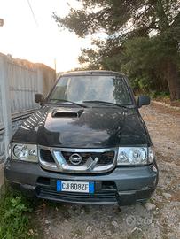 Nissan terrano