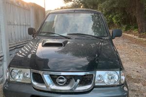 Nissan terrano