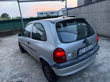 Opel Corsa 1.2 benzina 48kw 104.000KM uni prop