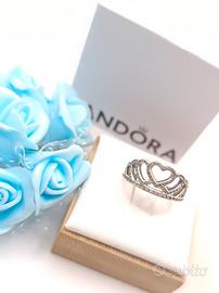 Anello originale pandora Tiara Cuore taglia 50