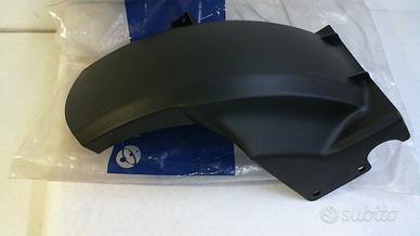 PARAFANGO POSTERIORE HD 200 2006-2010 SYM 80102-hh