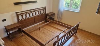 Struttura Letto Vintage con 2 Comodini