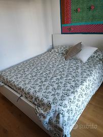 Letto matrimoniale con contenitore Ikea
