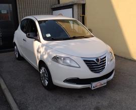 LANCIA Ypsilon 1.2 69 CV 5 porte Silver NEOPATEN