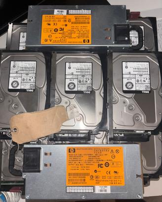 LOTTO 33HDD Toshiba SAS 6TB + 2 HP 750W