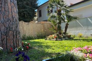Appartamento con giardino Fregene