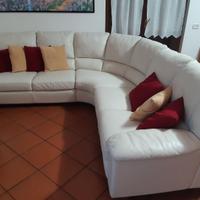 Divano angolare in pelle tondo by Natuzzi