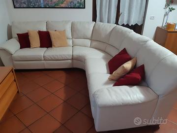 Divano angolare in pelle tondo by Natuzzi