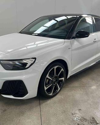 AUDI A1 SPB 30 TFSI S-Tronic Identity Black