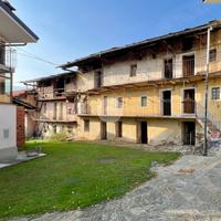 CASA SEMINDIPENDENTE A COASSOLO TORINESE