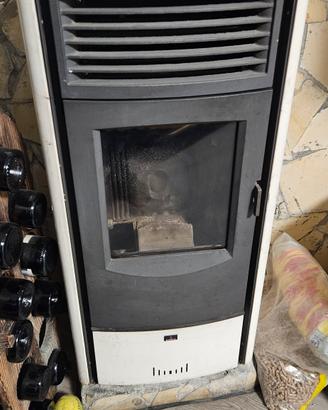 stufa pellet modello Superior CLEO