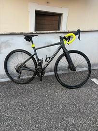 Bici Gravel  FOCUS Atlas