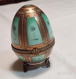Portagioie a forma di uovo