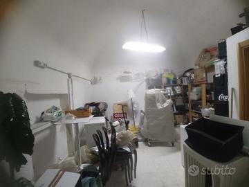 Locale deposito cat.C2