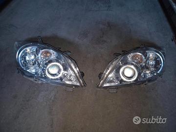 Fari - Fanali Anteriori Per Toyota Auris 2011