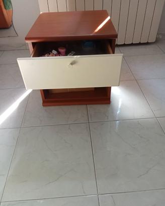Comodino o mobiletto