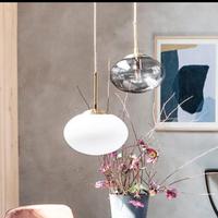 Lampada White Opal House Doctor di Tikamoon