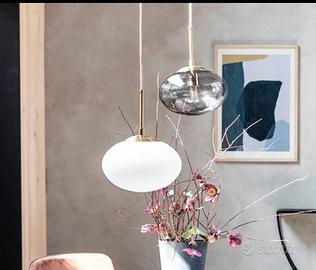 Lampada White Opal House Doctor di Tikamoon