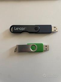 2 chiavette pendrive USB da 8 Gb