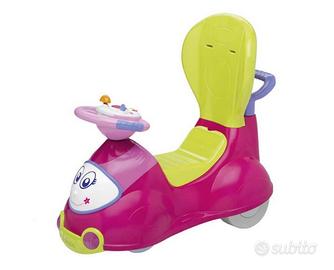 Macchinina cavalcabile bimba 4 in 1