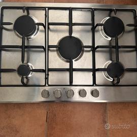 Piano cottura 5 fuochi