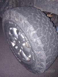 2 x bfgoodrich 255 70 r16 112t