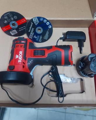 smerigliatrice angolare per hobbysti