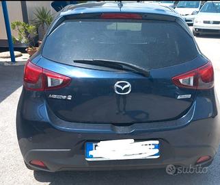 Auto Mazda 2 3 serie del 2015