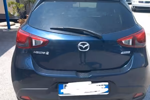 Auto Mazda 2 3 serie del 2015