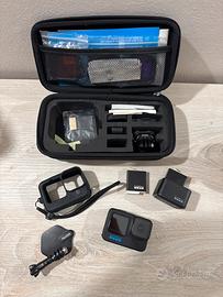 GoPro HERO11 Black completa di accessori