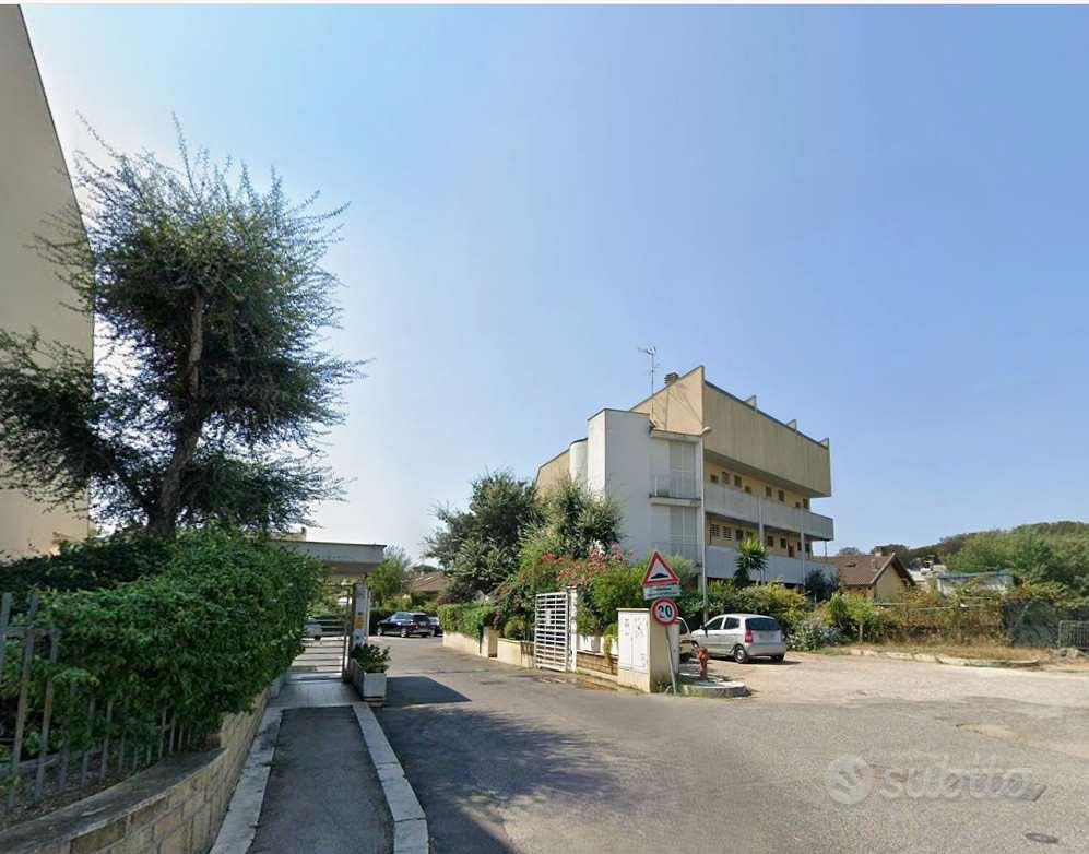 Appartamento – Roma, Castel Fusano, Municipio Roma X - Altro
