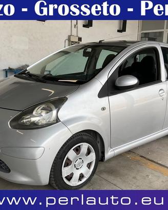 TOYOTA Aygo 1.0 5porte CAMBIO AUTOMATICO