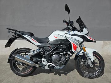Benelli TRK 251