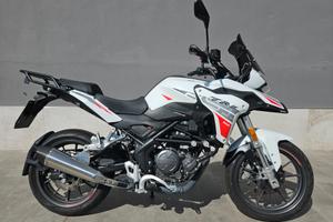 Benelli TRK 251