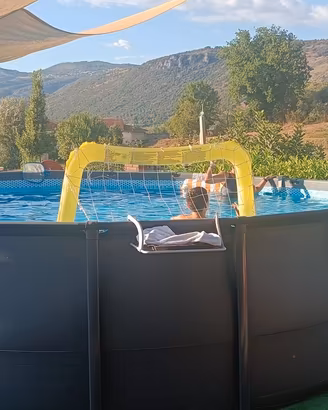 Piscina ULTRA XTR 5,49 x 1,32 Nuova 