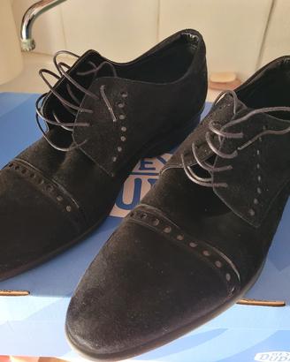 scarpe numero 45