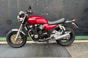 Yamaha XJR 1200
