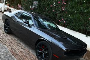 Dodge CHALLENGER SXT