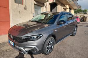 Fiat tipo cross