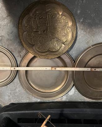 Piatti ottone ed inox per taverna o cucina