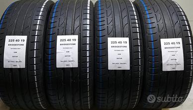 4 GOMME 225 40 19 BRIDGESTONE A1951