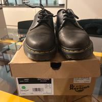 DR. Martens