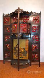 Mobile pannello giapponese in legno intagliato, in