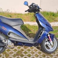 Malaguti phantom f12 -50 cc  a liquido