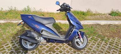 Malaguti phantom f12 -50 cc  a liquido