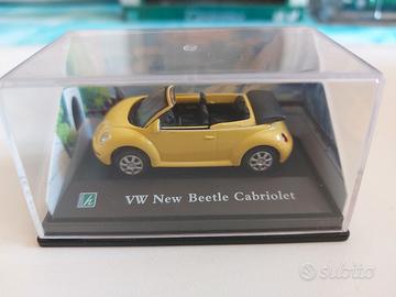 Maggiolino Volkswagen Beetle Cabrio 1/72 Cararama.