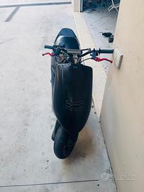 scooter aprilia 50