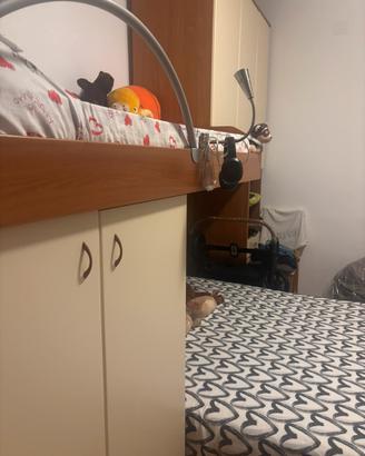 armadio a ponte con letto matrimoniale