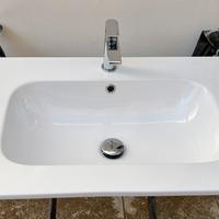 Lavandino lavabo Bagno e miscelatore