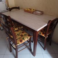 Tavolo cucina allungabile